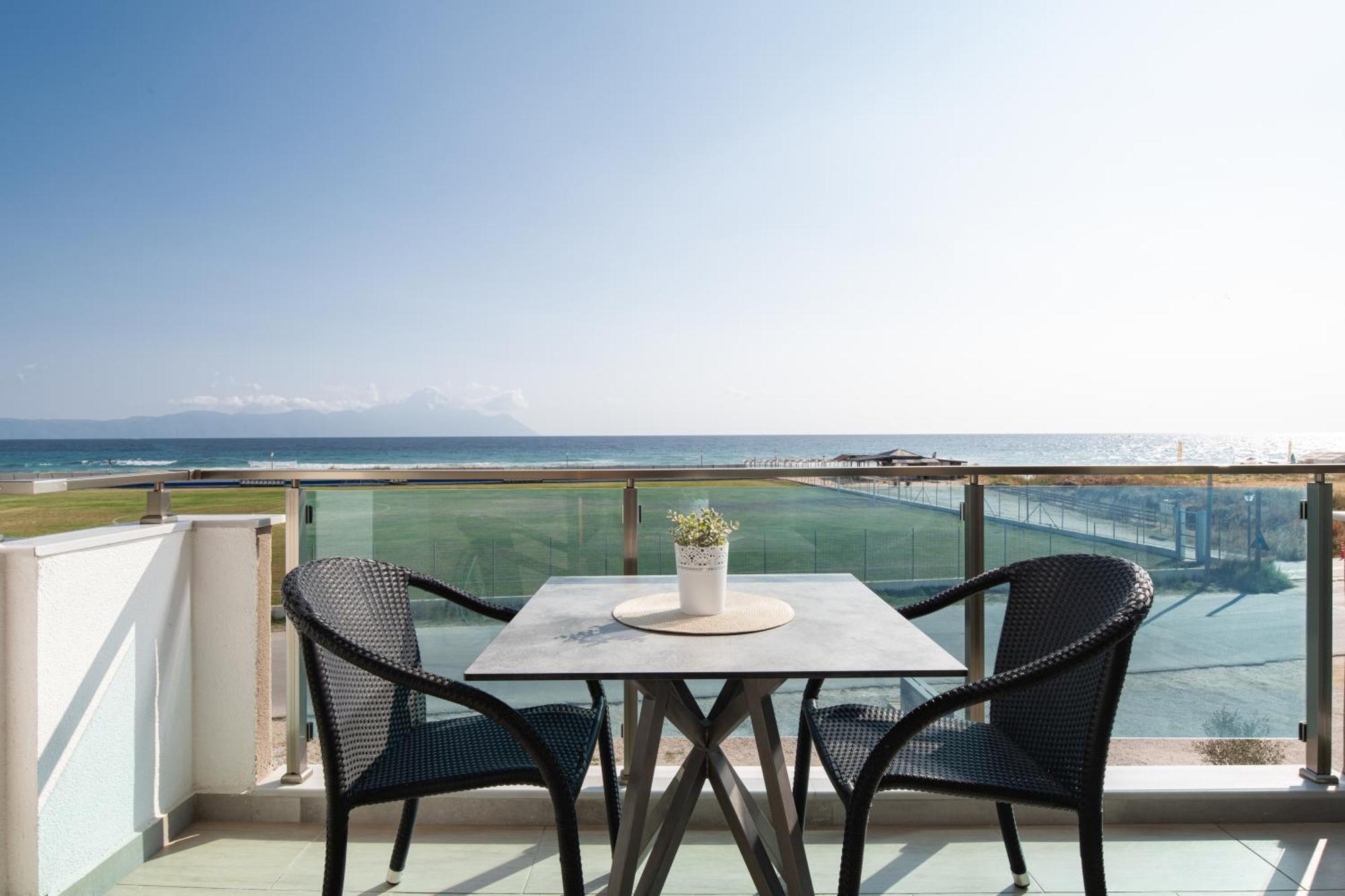 Vrahakia Beach Sarti Dış mekan fotoğraf